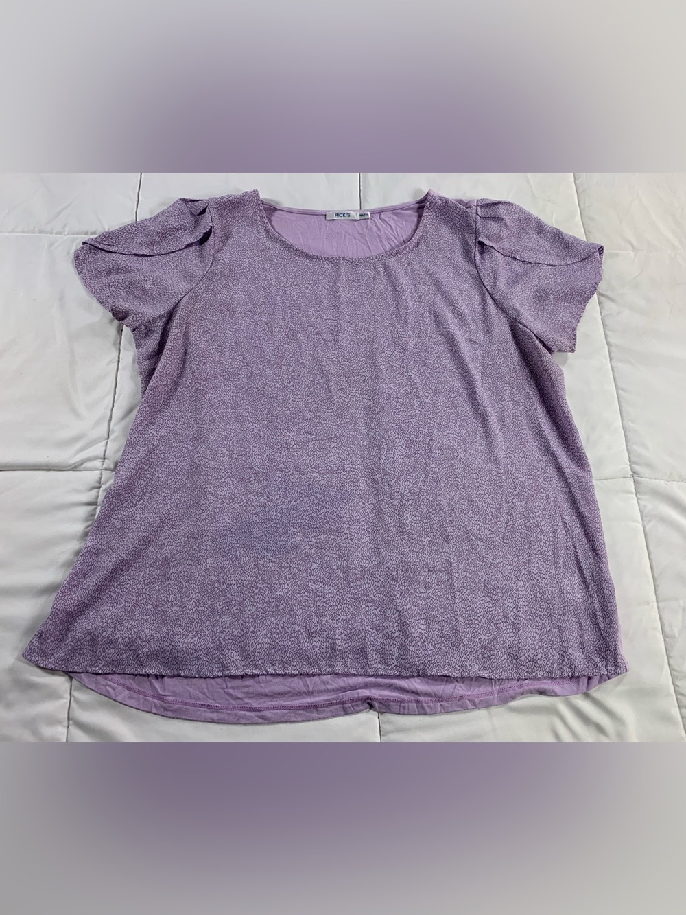Preloved Ricki’s shirt size XXL